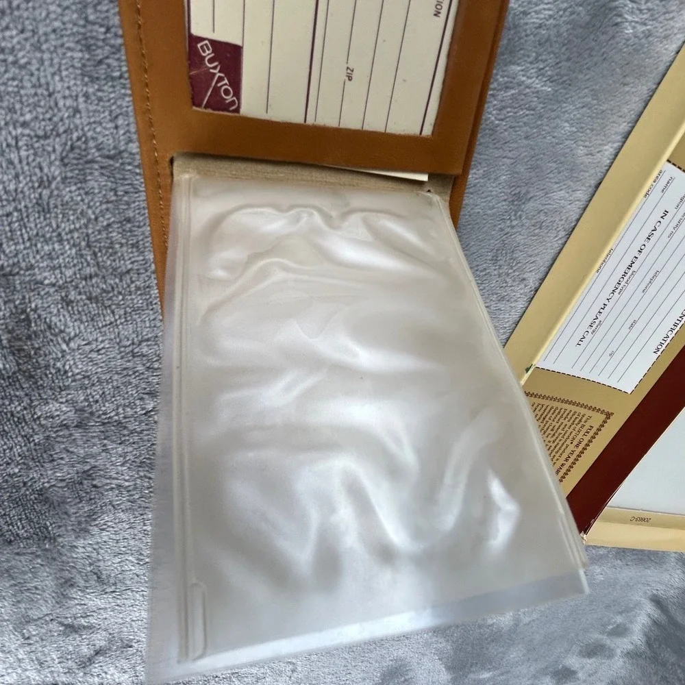Vintage Buxton Convertible Tan Leather Wallet Slim Bifold with Original Box